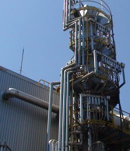 pyrolysis oil distillation